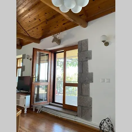 Ferienhaus Peri House *